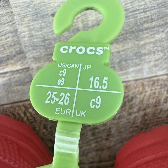 New Crocs Classic Lined Santa Clogs Toddler C9 – Red Faux Fur Holiday Shoes - Picture 5 of 10